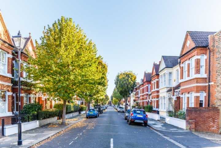 An autumn morning on a street in Chiswick, London